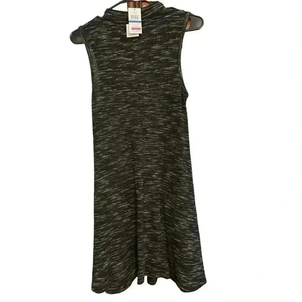 NWT ULTRA FLIRT SIZE MEDIUM BLACK DRESS WITH SOME WHITE - Picture 3 of 3